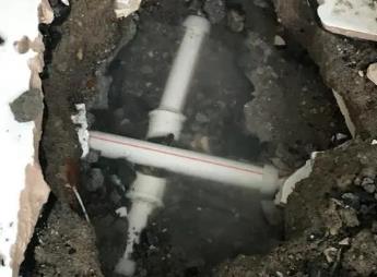 新津阳台漏水维修公司为您分享楼上楼下漏水怎么处理